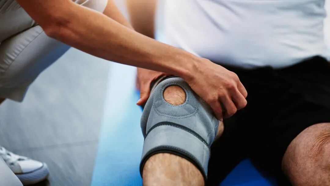 Peak Performance Post-ACL Surgery: Therapy Tips! - Elevate Rehabilitation